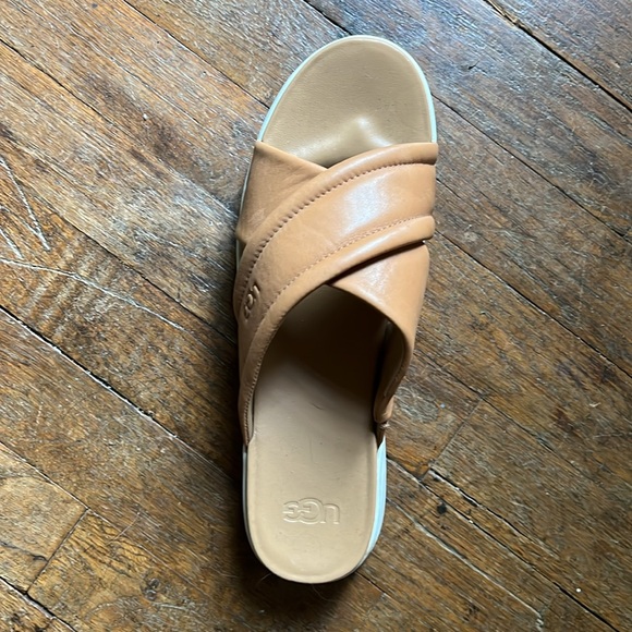 UGG sandals - Picture 2 of 5